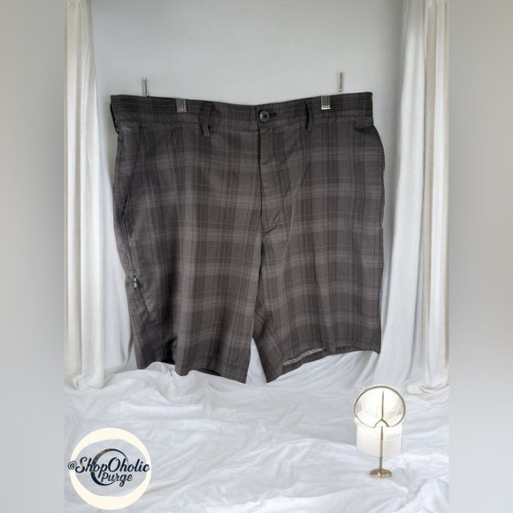 Haggar gray plaid flat front Mens Shorts size 36